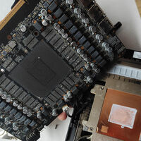 El error de todo PC Gamer se hizo realidad: su NVIDIA RTX 5090 dejó de funcionar de la nada, y al desarmarla encontró un corto circuito interno 