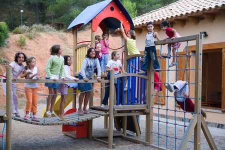 La iniciativa 'Bungalow Feliz' ha vuelto a hacer posible el sueño de unas vacaciones para familias en paro