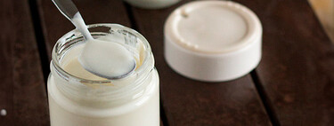 Cómo hacer yogur griego casero sin yogurtera, la receta más fácil