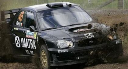 Rossi correrá en coches