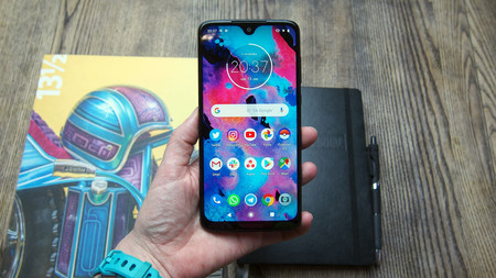 El Motorola Moto G7 comienza a actualizarse a Android 10