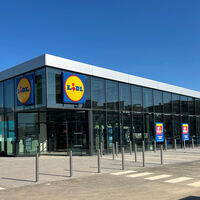 El 11 de septiembre llega a Lidl la mesa escritorio con almacenaje para estudiar o teletrabajar por menos de 55 euros 