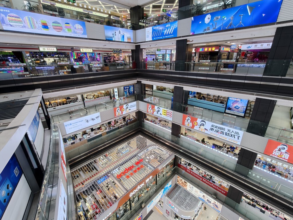 Inside Shenzhen’s Counterfeit Market: China Plays in a Different League When It Comes to Knock-Offs