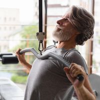 El músculo como medicina: así protege el ejercicio de fuerza tu corazón, tu cerebro y tu esperanza de vida 