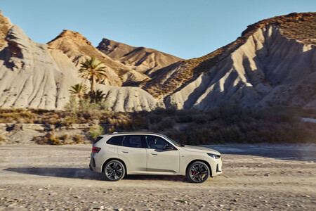 BMW X3 2025 vista lateral