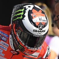 El casco de moto, el invento de Lawrence de Arabia que más de diez años después sigue salvando vidas con nuevas tecnologías 