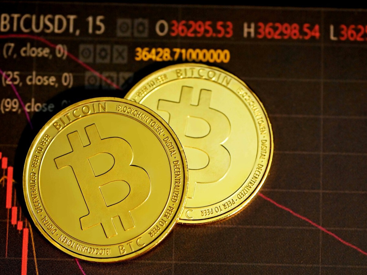 Comprando Bitcoin siete veces más barato: una avalancha lo ha hundido  fugazmente hasta los 8.900 dólares