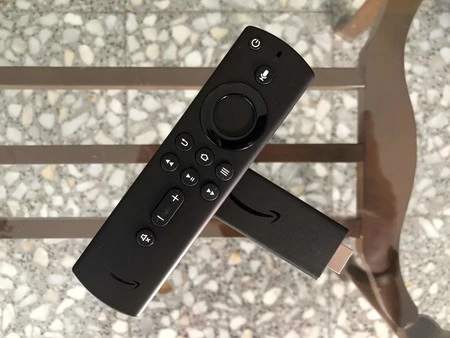 Fire TV Stick 4k リモコン付き