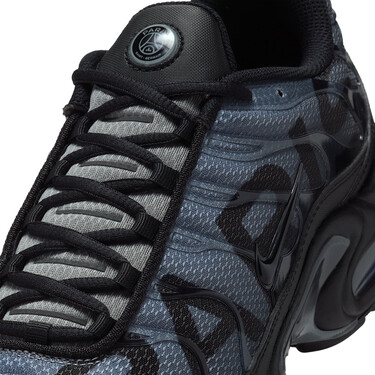 Nike y el París Saint-Germain tienen las zapatillas más molonas de la temporada: un diseño futurista que promete protagonizar todos tus looks 