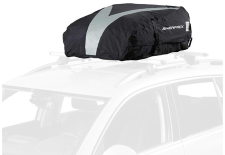 ¿Necesitas espacio extra para equipaje? el cofre plegable para coche Sherpack de 270 litros de capacidad cuesta 78,79 euros
