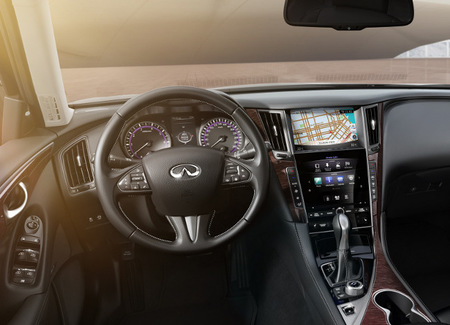Infiniti Q50, vista interior