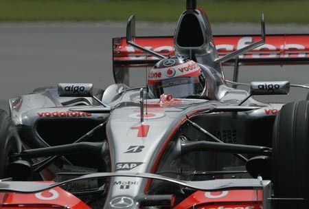 Alonso y McLaren marcan la pauta en Montreal