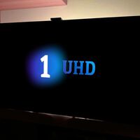 Tener un decodificador de TV 4K sin canales 4K no tiene sentido. Vodafone quiere cambiarlo y añade 'La 1 UHD' a su servicio 
