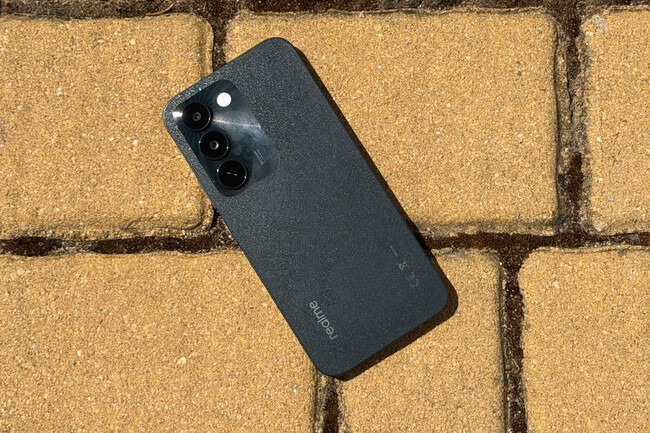 Realme C100