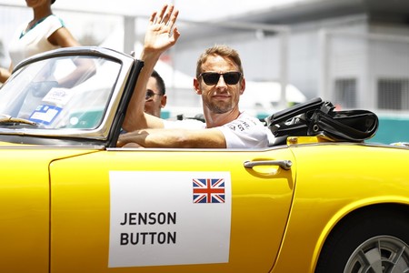 Jenson Button toma el relevo a Fernando Alonso en el GP de Mónaco F1