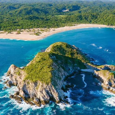 Olvídate de Puerto Escondido: Bahía Cacaluta es la joya escondida de Oaxaca con forma de corazón