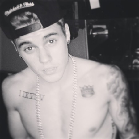 Liada al canto: ¡Justin Bieber detenido!