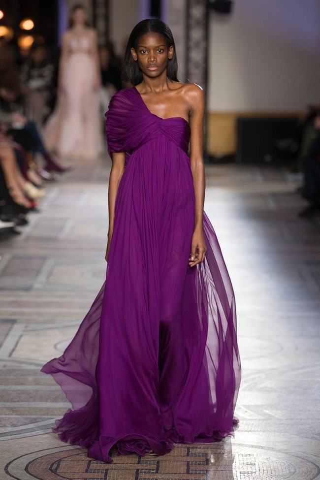 Agiambattista Valli Pasarela 841567885 683x