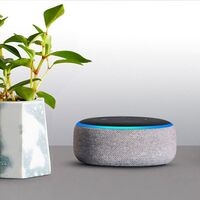 Hoy te puedes hacer con un altavoz con Alexa como el Echo Dot de 3ª generación a precio de Black Friday: Amazon te lo deja en 19,99 euros