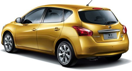 Nissan Tiida