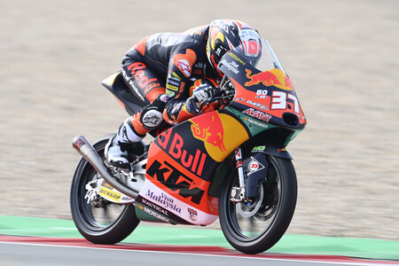 Acosta Assen Moto3 2021