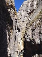 Desfiladero de la Yecla: Un paseo entre rocas y buitres 