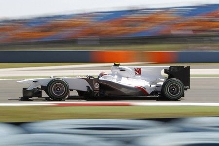 f1-kamui-kobayashi-termina-y-puntua-primera-carrera-2010-gp-turquia.jpg