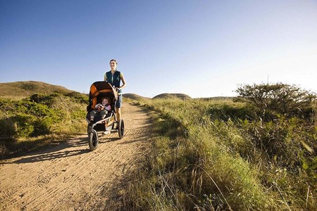 Ejercicios para adelgazar y ponerte en forma con tu bebé que te lo harán más fácil