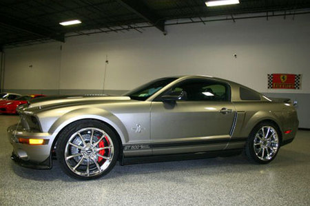 Shelby Mustang GT500 Super Snake