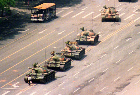 Charlie Cole, uno de los autores de la famosa fotografía de Tiananmen, ha muerto en un verano maldito para los fotógrafos
