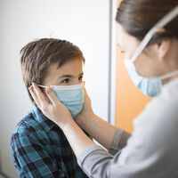 Los niños menores de diez años tienen hasta dos veces menos de probabilidades de contagiarse con Covid-19 que los adolescentes