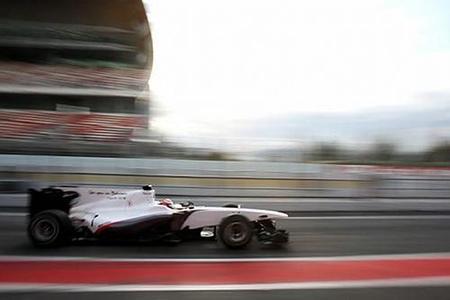 kamui-kobayashi-durante-los-tests-en-barcelona.jpg