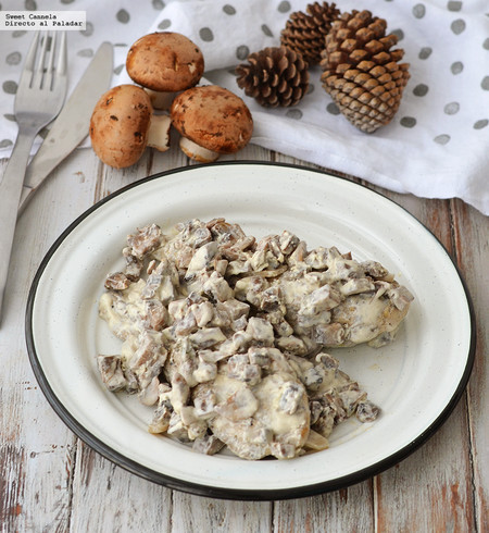 Pechugas de pollo con salsa cremosa de champiñones. Receta