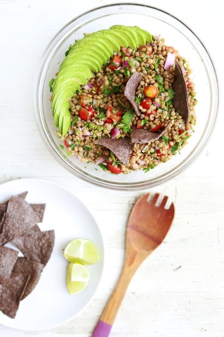Ceviche de lentejas con aguacate. Receta vegana y muy saludable