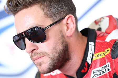 Simon Andrews en estado crítico
