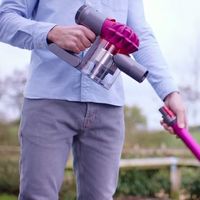 La aspiradora sin cables Dyson V7 Motorhead está en oferta en eBay por 259 euros con este cupón