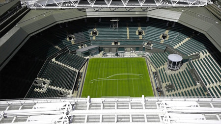 Jaguar se va lo grande y plasma un teaser del XF Sportbrake en Wimbledon