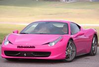 Ferrari 458 Italia se convierte en Fiat 500C tras reproducir un CD de Paulina Rubio #Inocentes2014