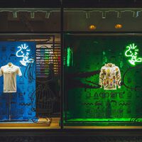 Lacoste lanza una ganga final: un polo cómodo, con estilo y moderno que cuesta menos de lo que imaginas 