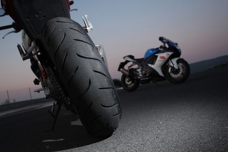 DunlopRoadSmart2_suzuki