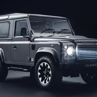 Land Rover revive a sus clásicos Defender con la esencia del Defender Works