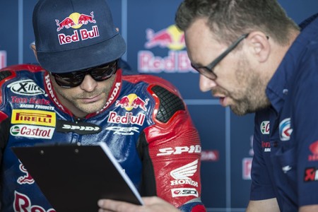Leon Camier Wsbk Tailandia 2018 5