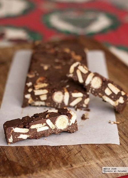 Turrón crujiente de chocolate y galletas. Receta con Thermomix
