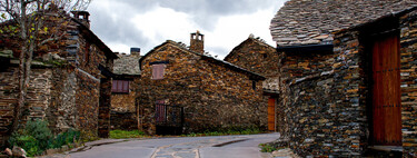 Cómo un pequeño pueblo de la España vaciada se convirtió en el destino de moda de las bodas gais