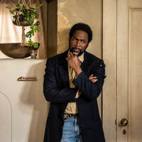 'From' confirma su final. La serie de misterio y ciencia ficción renueva por una temporada 5 y última 