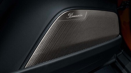 Porsche Audio 1