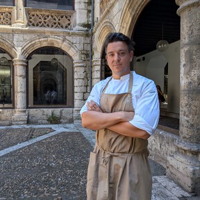Este cocinero de familia de labradores quiere traer otra estrella Michelin a Valladolid reivindicando su huerta: “Estamos todo el día pelando vainas”