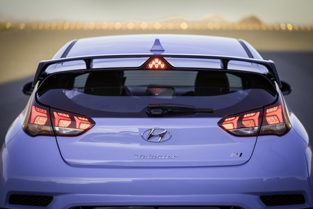 Hyundai Veloster N 31