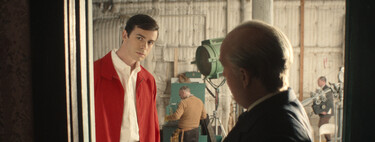 Osgood Perkins estalla por el retrato de su padre en 'Monstruo: la historia de Ed Gein' y carga contra la "Netflixización" del dolor