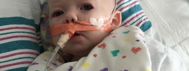 Comparte la foto de su hija enferma para advertir sobre la importancia de lavarse las manos antes de coger a un bebé